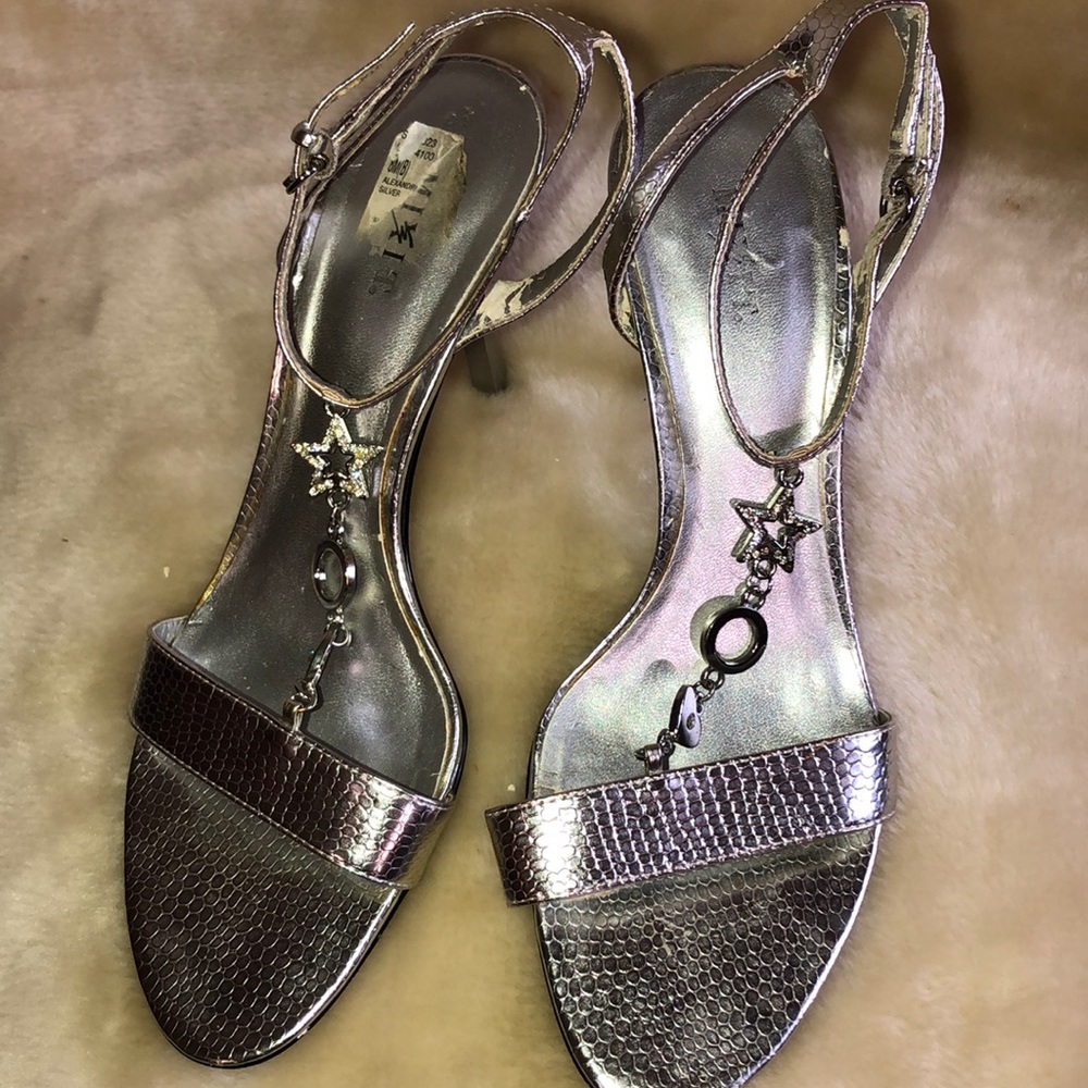 Mixit Charm Shoe